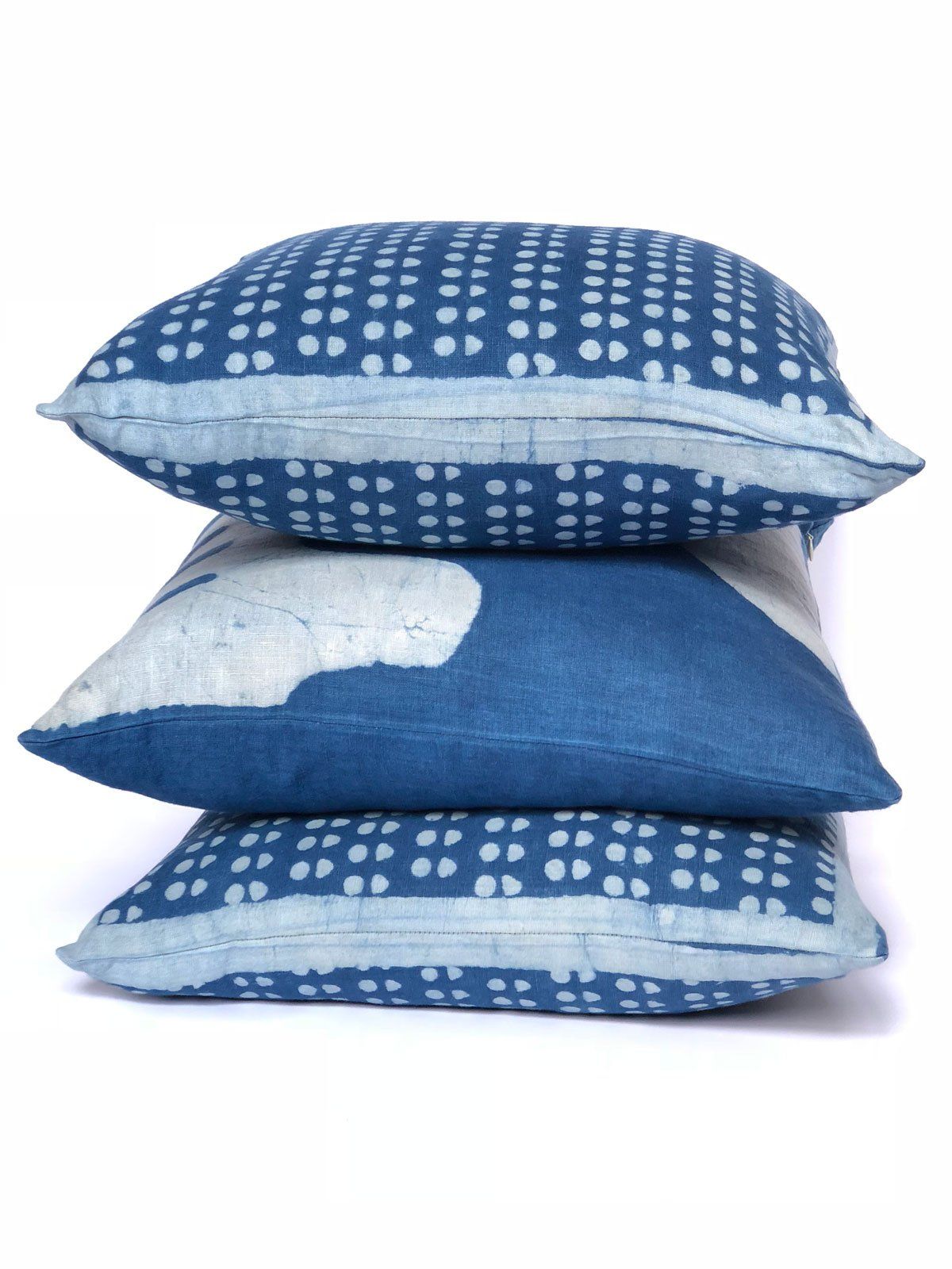 Royal blue indigo decorative throw pillow cover hand block printed with dabu resist and dyed with natural indigo. 100 % linen